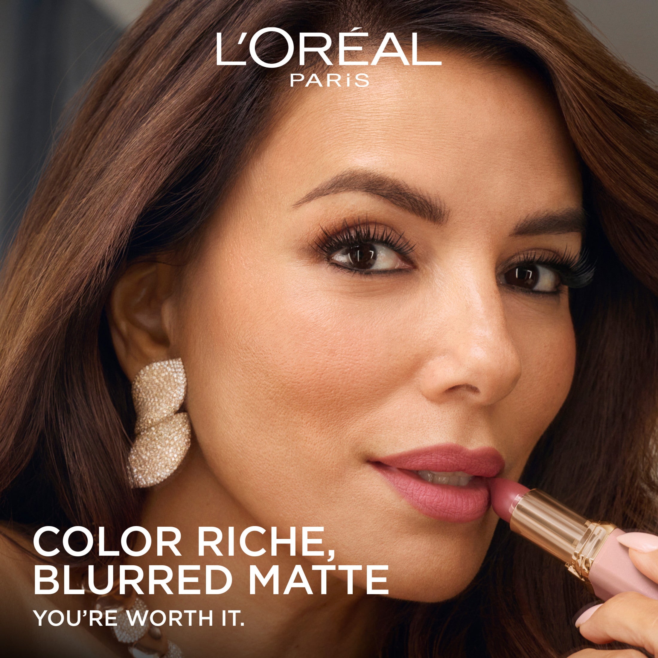 L'Oreal Paris Colour Riche Blurred Matte Lipstick , Worth It Medium 635, 0.13 oz